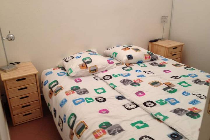 Gîte pour 6 personnes, avec jacuzzi et terrasse, animaux acceptés dans Plage Marinella - 4