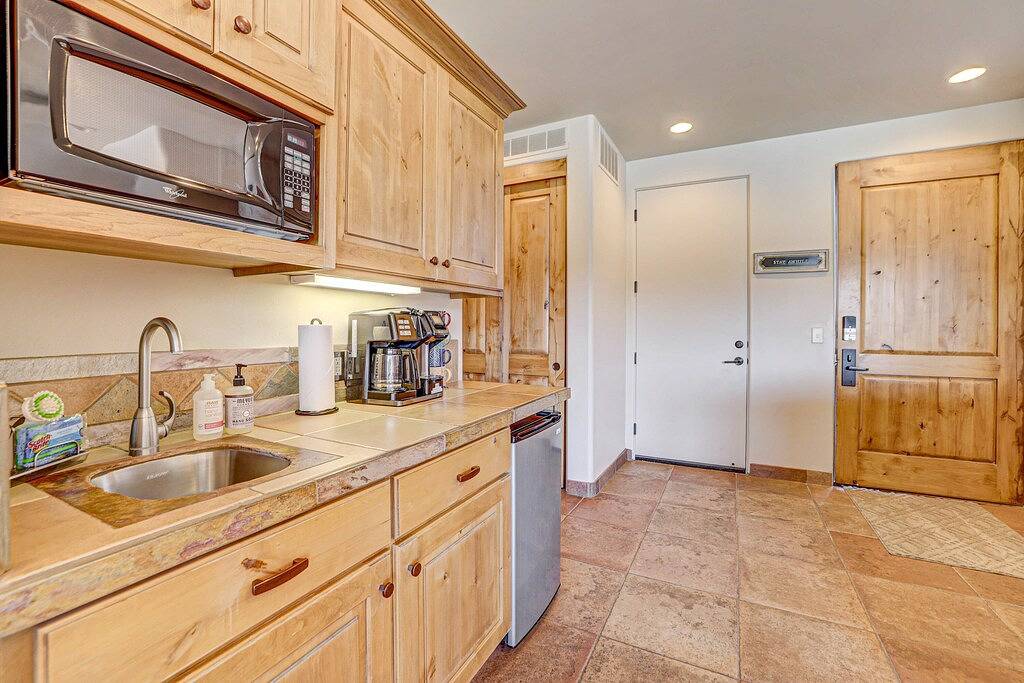 Glamping for 2 Guests in St. George (UT), Zion National Park