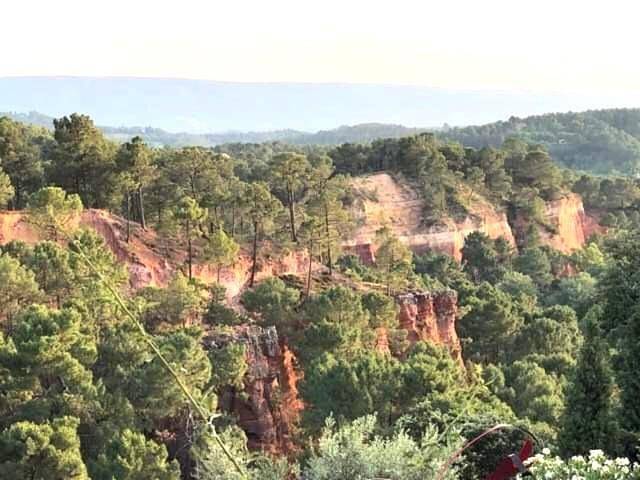 Appartement entier, Terrasse Des Ocres in Roussillon, Parc naturel régional du Luberon
