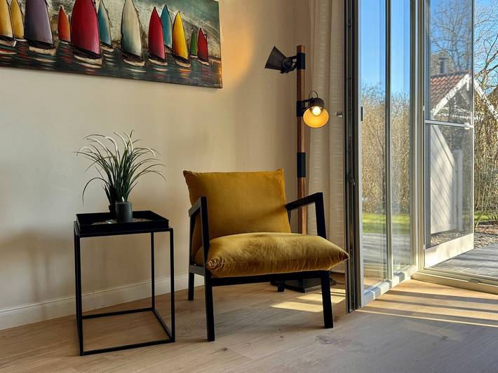 Ganze Wohnung, Modernes Ferienapartment mit Terrasse, 500 m zum Sandstrand in Prerow, Fischland - Darß - Zingst