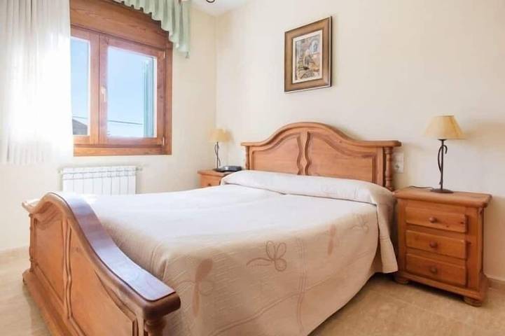 Villa pour 10 personnes, avec balcon ainsi que piscine et jardin à Calafell - 2