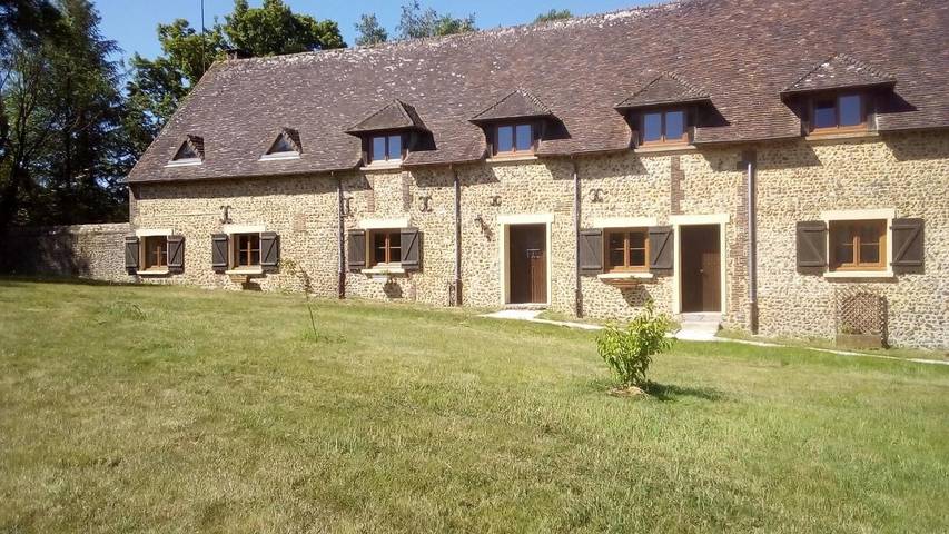 Cottage pour 2 personnes, avec terrasse et jardin à Saint-Maurice-lès-Charencey