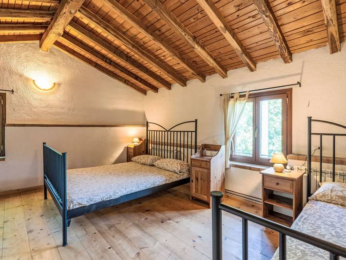La casa del Fiume in Rialto, Alpi Liguri
