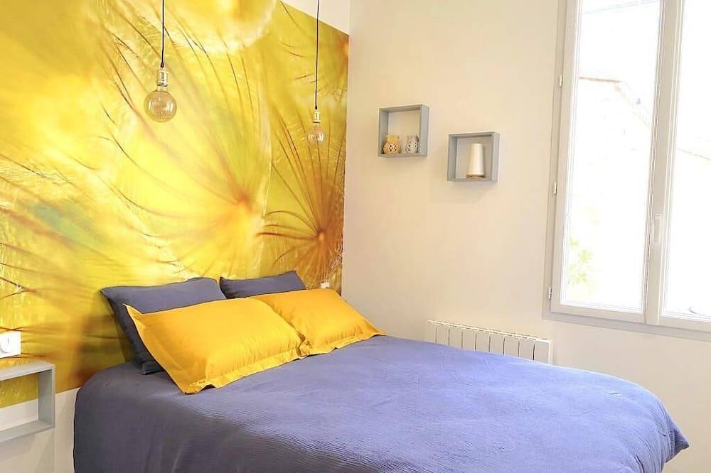 Entire apartment, Studio Moderne au Cœur de Rochefort - Vivez L'élégance et le Confort in Rochefort, Rochefort region