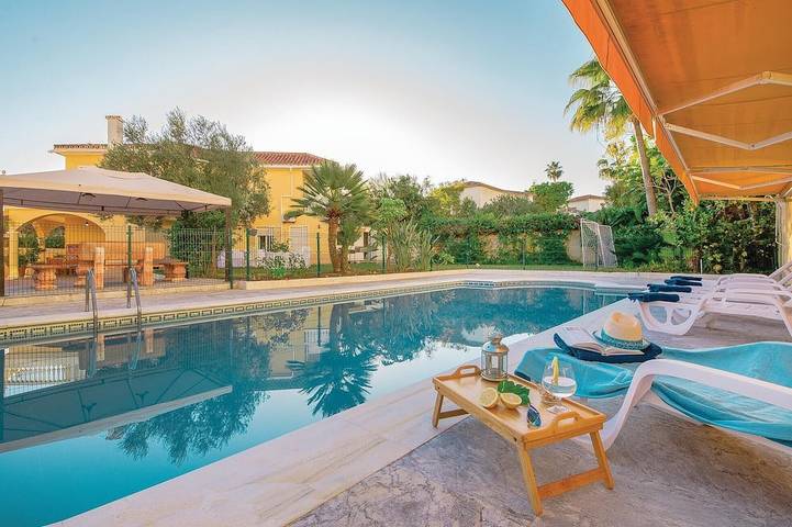 Ferienhaus für 18 Personen, mit Garten - 1