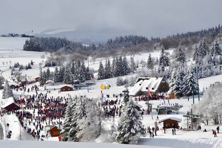 Gîte pour 4 personnes dans Office De Tourisme Super Besse - 3