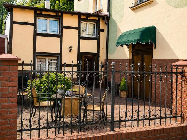 Ferienwohnung für 4 Personen, mit Terrasse und Garten sowie Sauna in Bad Muskau - 3