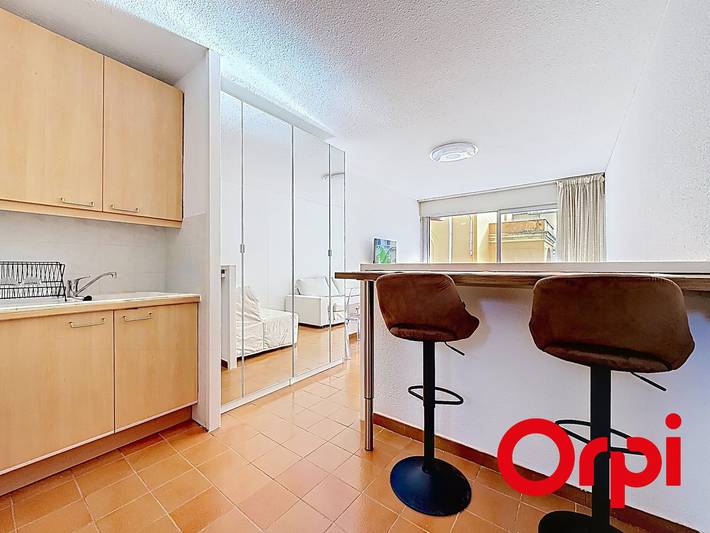 Studio entier, Studio rénové face mer, clim - 4 pers. in Menton, Région de Nice