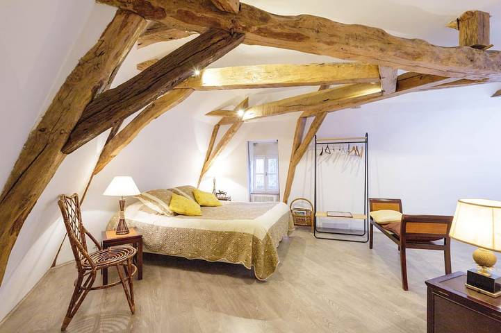 Location de vacances pour 16 personnes, avec jardin et terrasse à Cendrieux - 2