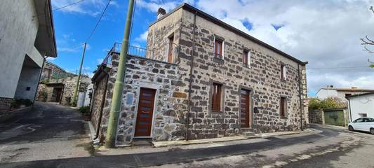 Cottage pour 2 personnes, avec terrasse et vue à Ghilarza
