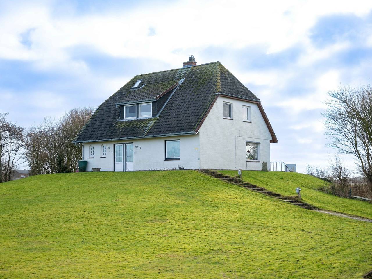 Ganze Wohnung, Gemütliche Ferienwohnung mit separatem Garten in Pellworm, Nordseeküste