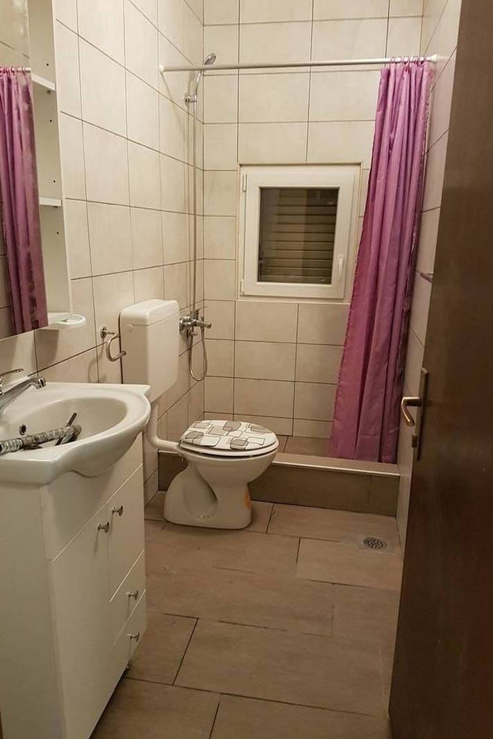 Ferienwohnung für 4 Personen, mit Garten, mit Haustier in Karlobag - 4