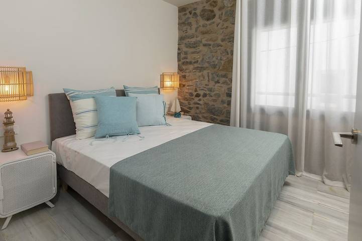 Entire apartment, Playa Vista Mar Apartment in el Port de la Selva, Upper Empordà