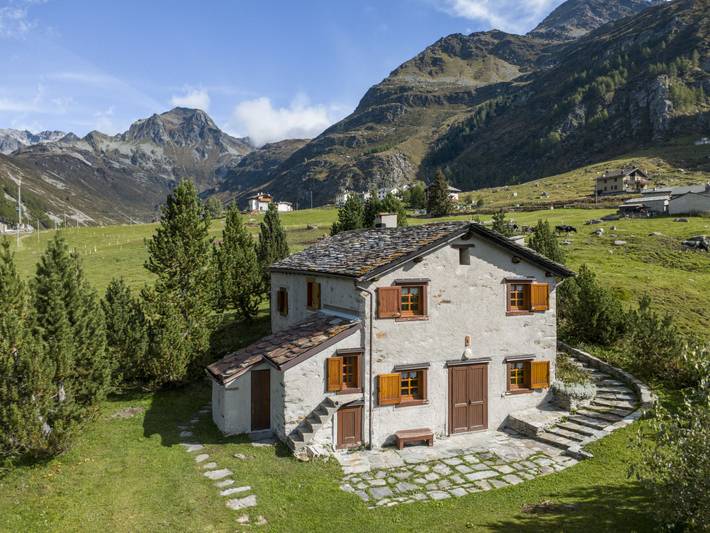 Casa vacanza per 7 persone, con Giardino e Panorama a Madesimo