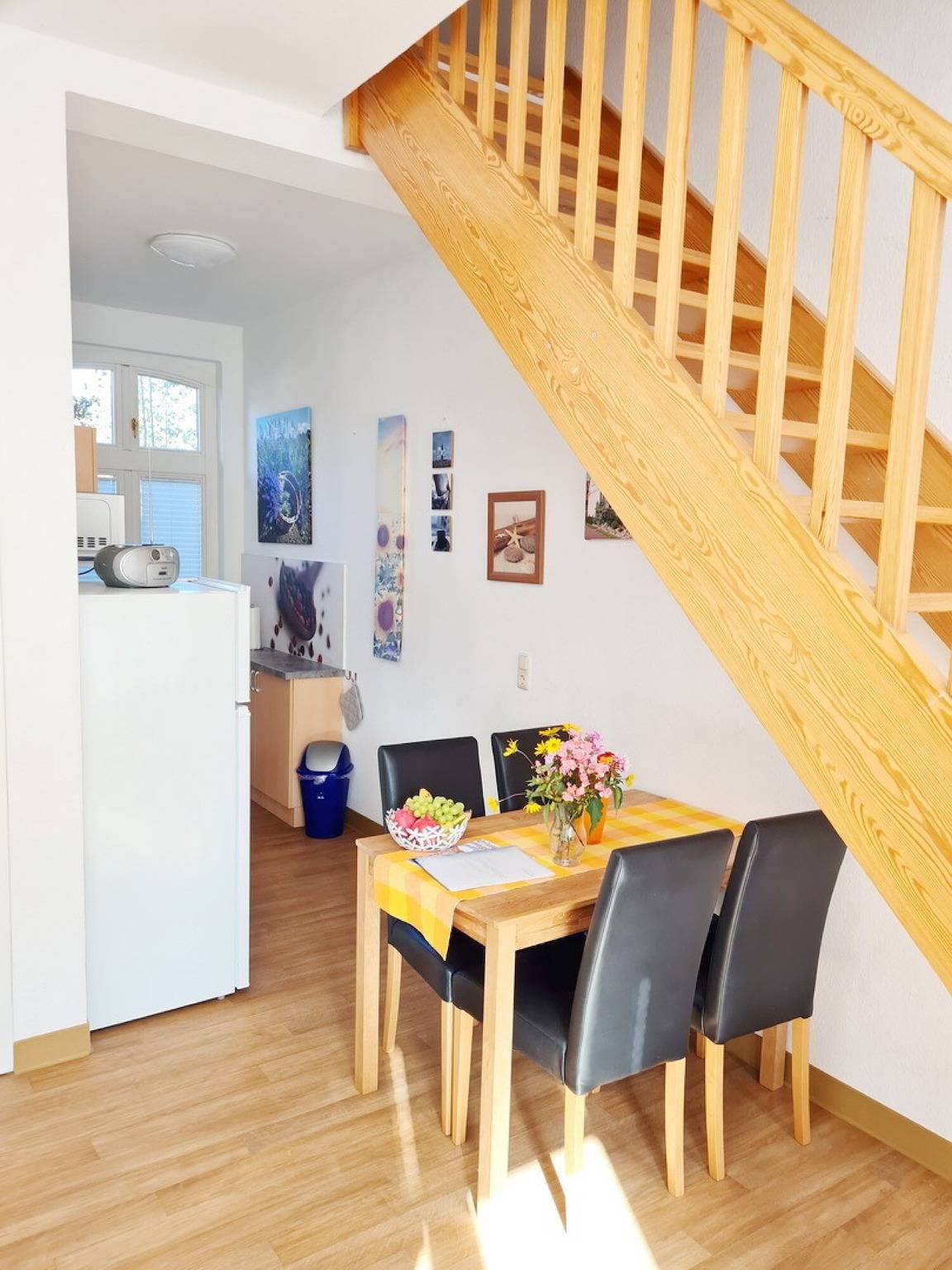 Ganze Wohnung, Ferienwohnung 'Schwalbennest' mit Terrasse und Wlan in Buchholz, Müritz