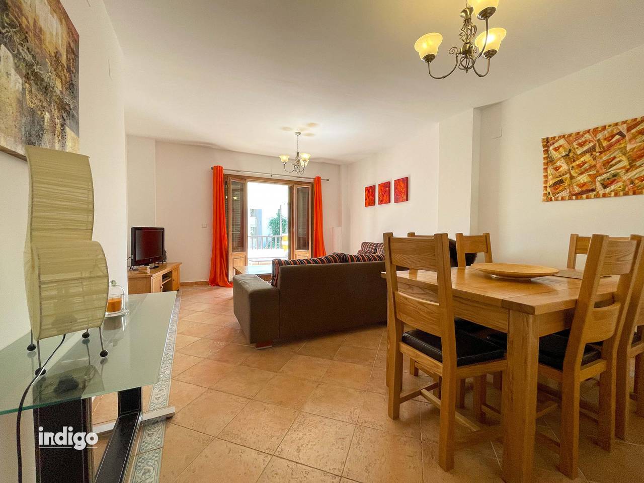 Apartamento inteiro, Apartamento de férias para 6 pessoas com terraço in Urbanizacion Costa Esuri, Ayamonte