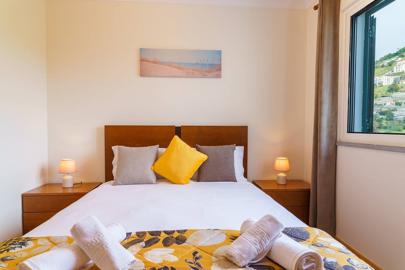 Apartamento entero, Guestready - Vista a la montaña con piscina in Caniço, Isla de Madeira