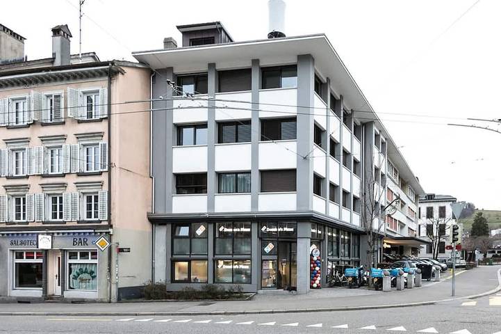 Ganze Wohnung, Central St. Gallen Studio (yellow): Fast Wifi & kitchen for shared use in St. Gallen, Zürich Voralpen