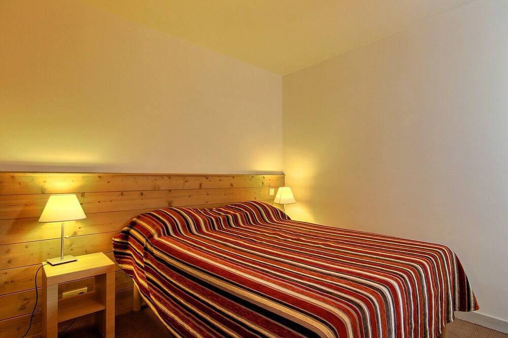 Ganze Wohnung, Geräumige 2-Zimmer-Wohnung mit Balkon, in der Nähe von Pisten und Geschäften in Belle Plagne, La Plagne-Tarentaise