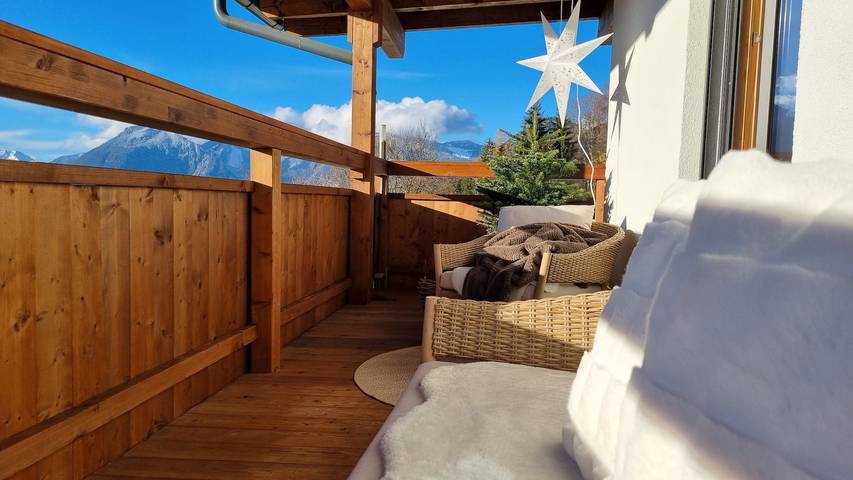 Ganze Ferienwohnung, Ferienwohnung La Wurm mit privatem Whirlpool in Hart im Zillertal, Bezirk Schwaz