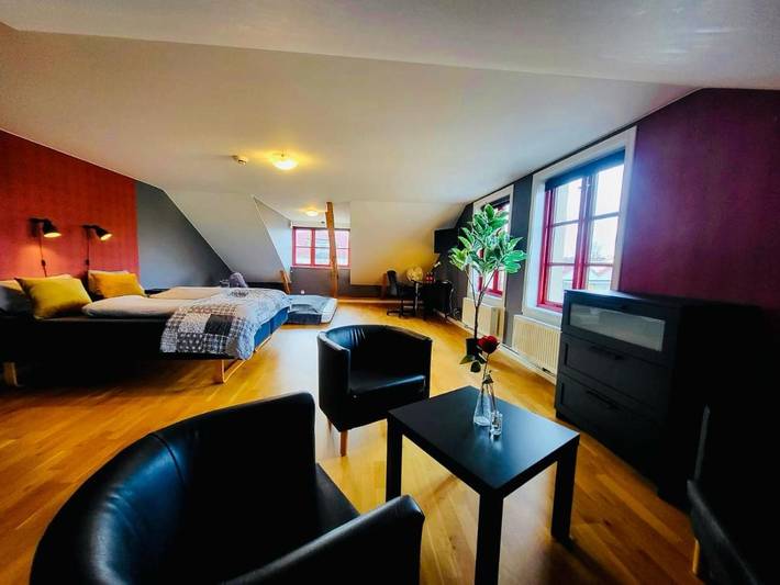 Gästehaus für 2 Personen, mit Ausblick und Terrasse - 1