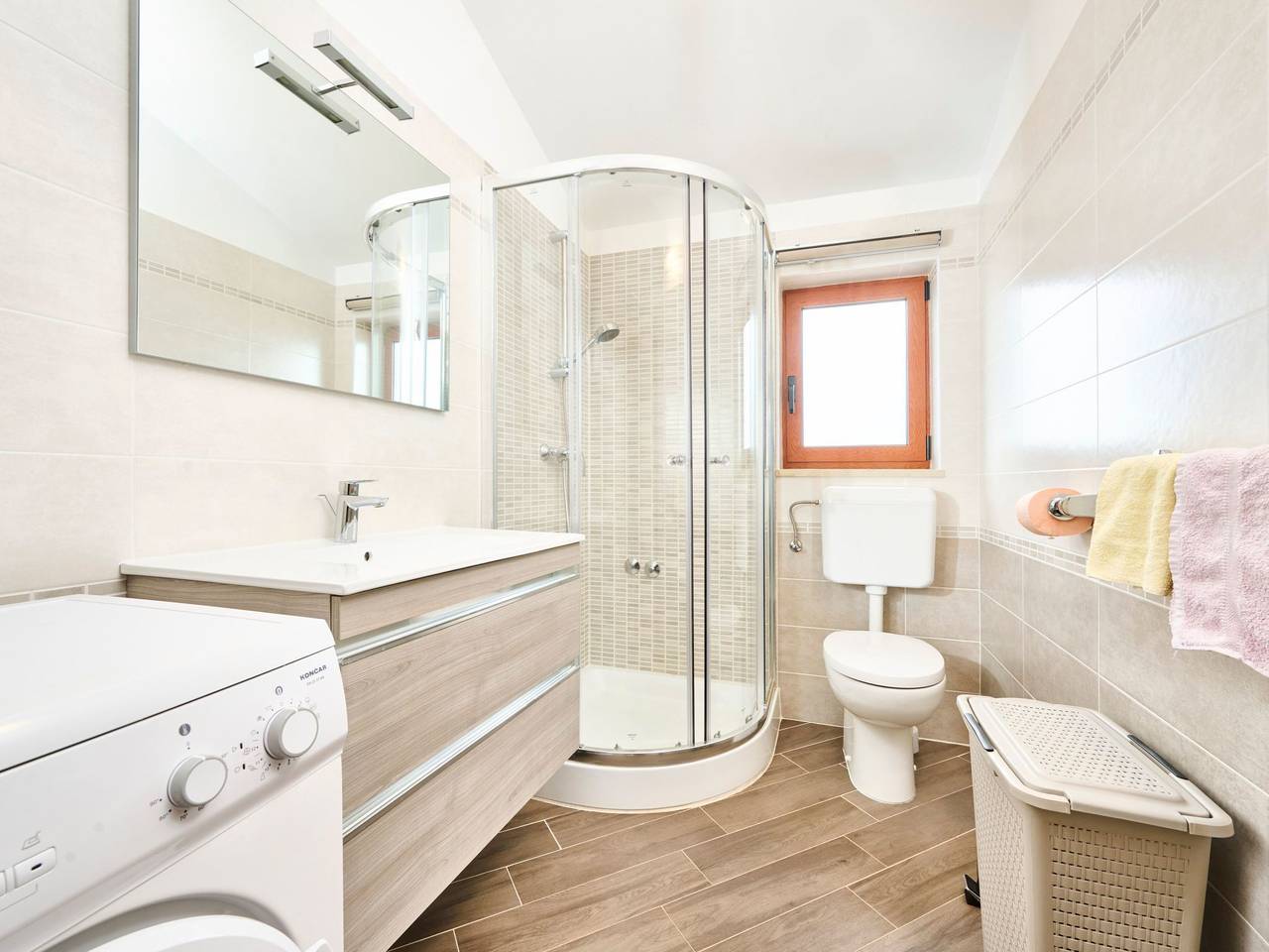 Appartement entier, App für bis zu 6 Personen. in Umag, Région d'Umag