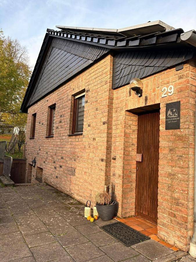 Ferienhaus für 6 Personen, mit Garten und Ausblick sowie Terrasse, mit Haustier in Hellenthal - 2