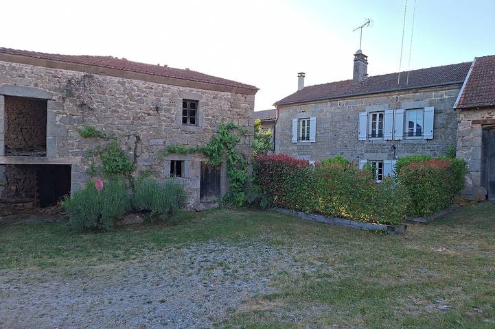 Location de vacances pour 6 personnes dans La Villetelle