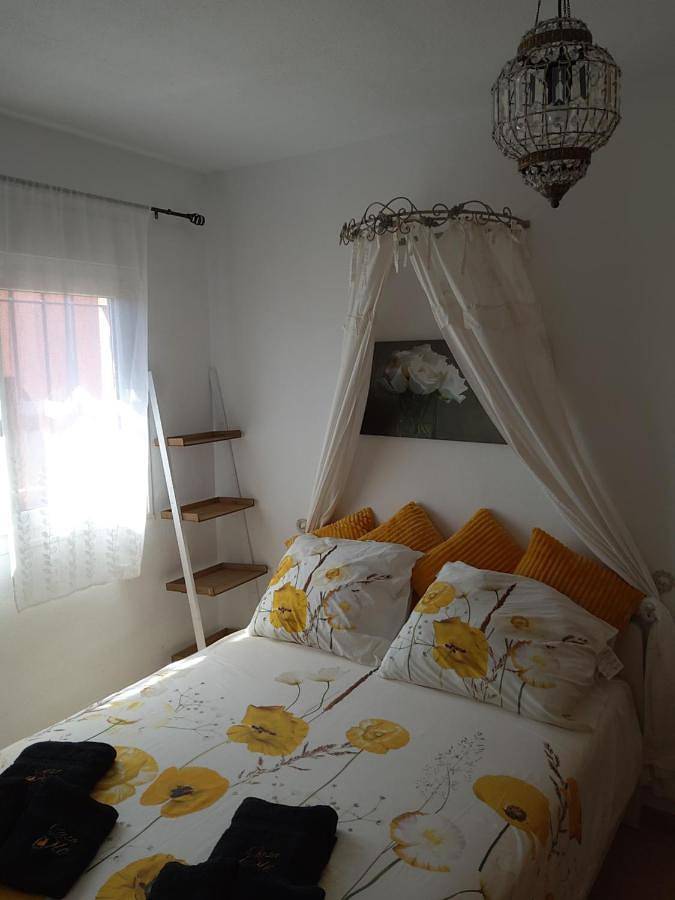 Location de vacances pour 6 personnes, avec piscine ainsi que vue et jardin, animaux acceptés dans Camposol - 3