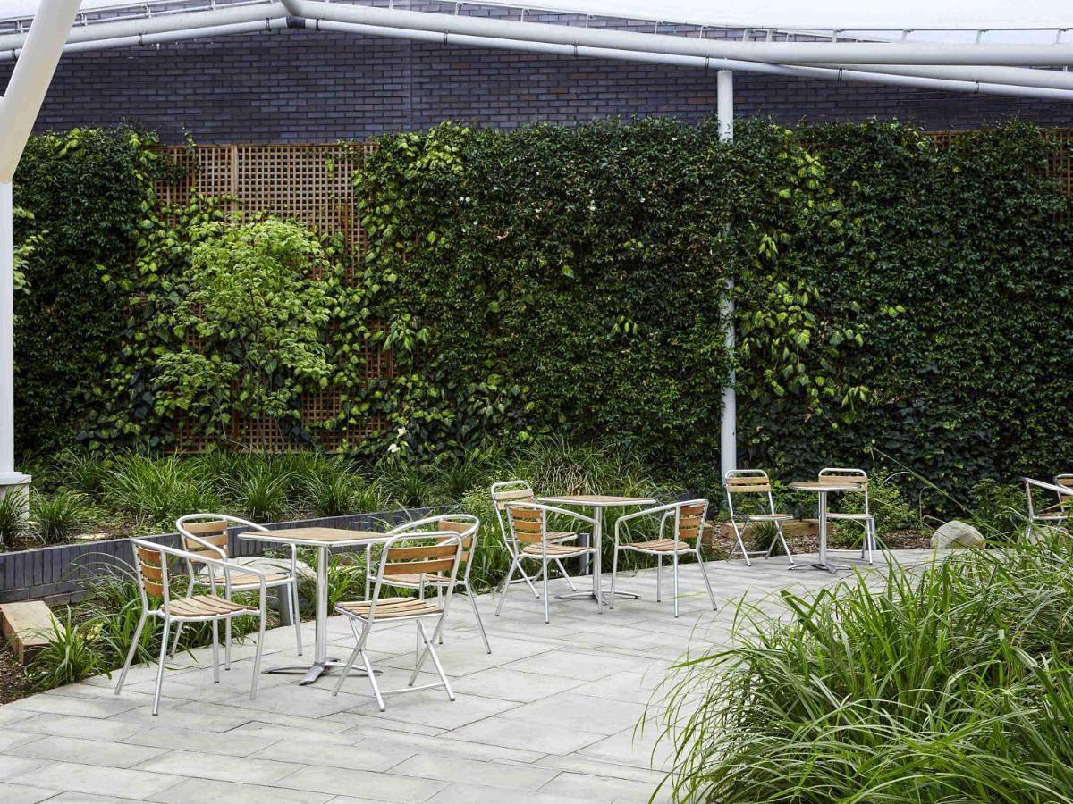 Aparthotel Adagio London Brentford in Municipio de Hounslow, Londres