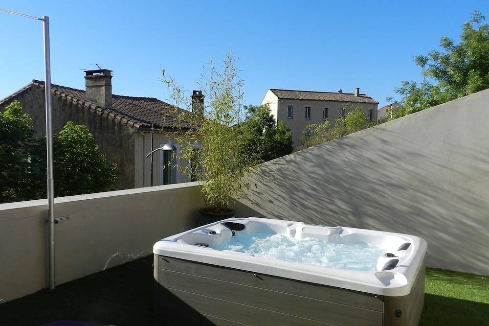 Entire apartment, La Grange de Murviel T2 rated 4* by Étoiles de France in Murviel-lès-Béziers, Béziers region