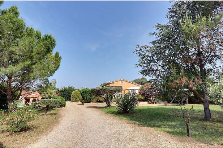 Appartement de vacances pour 2 personnes, avec jardin à Carpentras