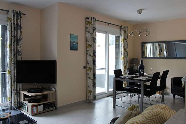 Ganze Wohnung, 2-Bettwohnung, Golfplatzlage, privates Solarium, Ruhig, Strand & Sonne in Brisas y Golf, Orihuela