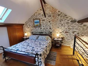Gîte pour 2 personnes, avec jardin à Ladignac-le-Long