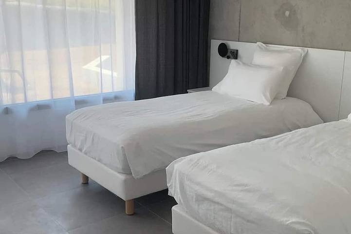 Location de vacances pour 4 personnes, avec jacuzzi ainsi que terrasse et jardin, animaux acceptés dans Bréhec - 3