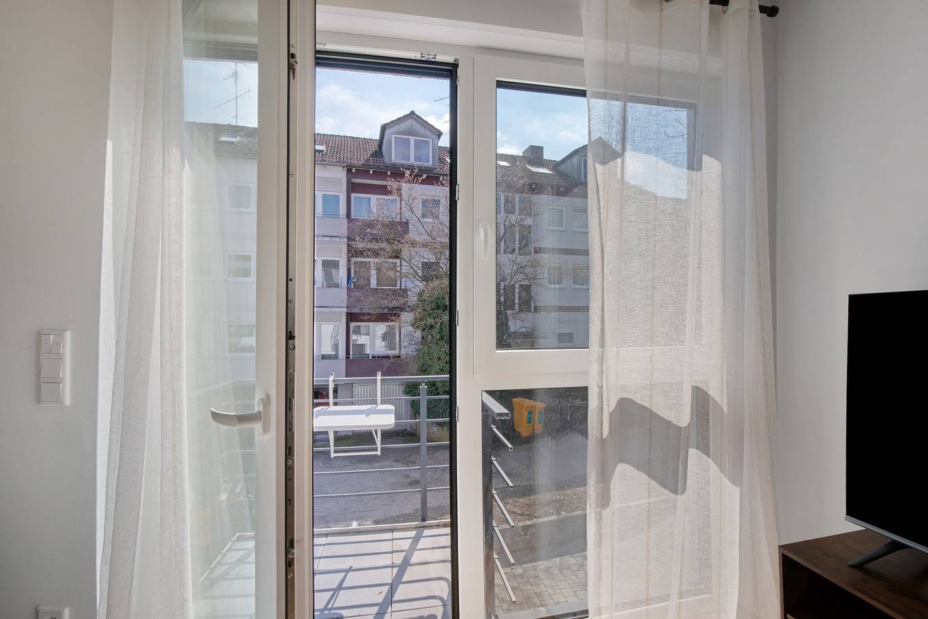 Ganze Wohnung, Studio „Ay Homes 10“ mit Balkon und Wlan in Augsburg, Bayerisch Schwaben
