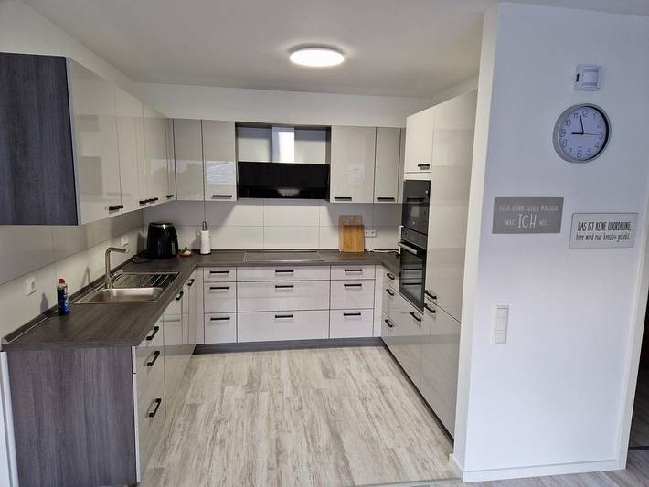 Ganze Ferienwohnung, 2-Bett-Ferienwohnung Walter - rollstuhlgerecht in Üdersdorf, Vulkaneifel