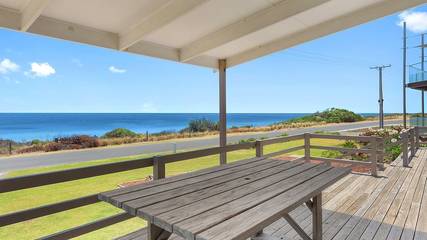 Holiday Home for 8 People in Carrickalinga, District Council of Yankalilla, Photo 1