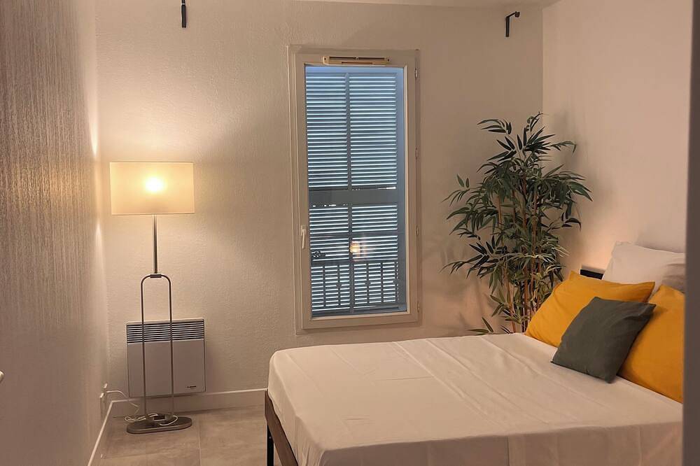 Entire apartment, Riviera rêve, Antibes. Prestigious residence with swimming pool in the heart of the Côte d'Azur in Sophia Antipolis, Cannes region