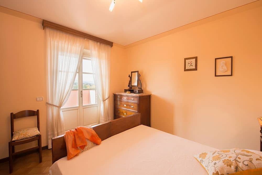 Farmhouse Umbria-Tuscany with Pool in Città della Pieve, Perugia Province