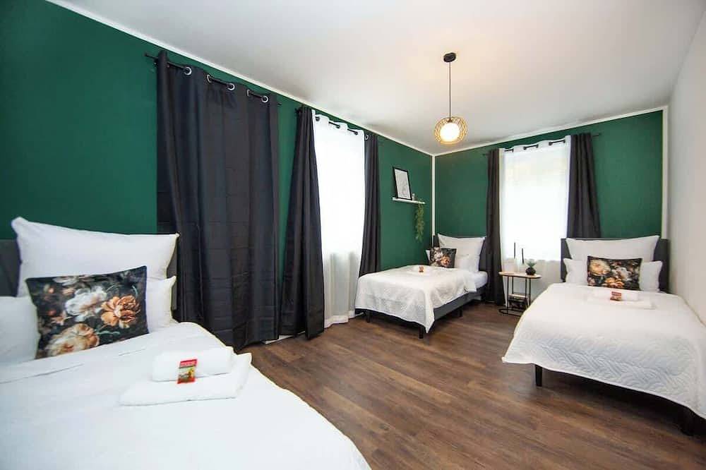 Belmonte | Whirlpool-Sauna-Billard-Kicker-Kino in Bendorf, Landkreis Mayen-Koblenz