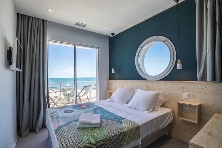Hôtel pour 4 personnes, avec terrasse