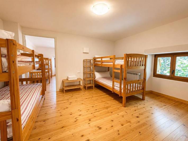 Casa rural para 21 personas, con Terraza además de Jardín y Vistas en Navarra - 4