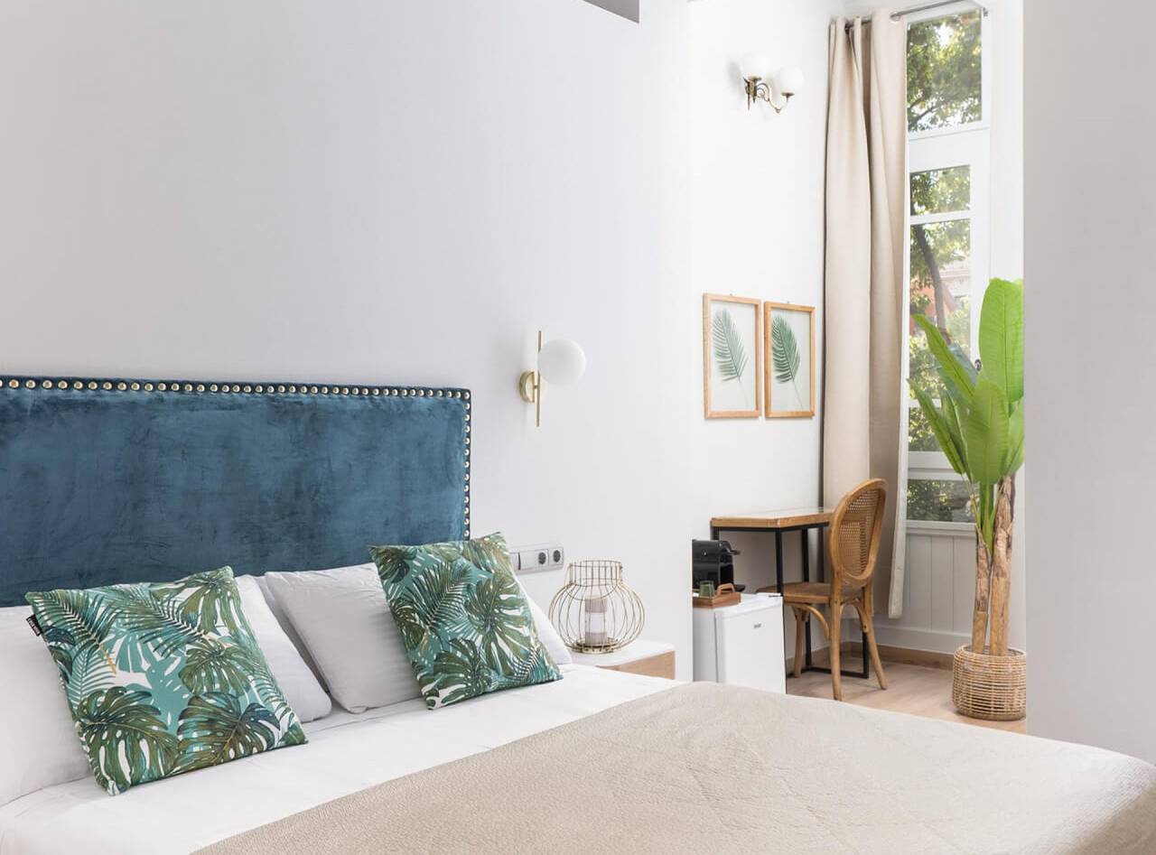 Arlet  - Deluxe Double room with garden view in Barcelona Centre, Barcelone