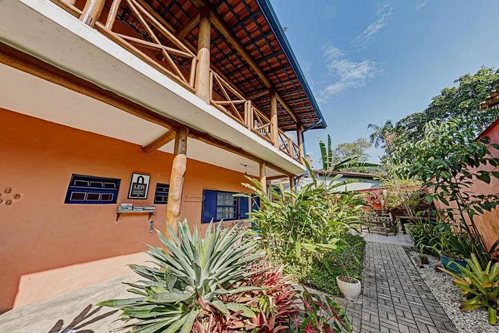 Pousadas para 2 pessoas, com jardim e vista e ainda balcão na Praia de Itamambuca