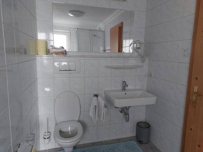 Chambre d’hôte pour 2 personnes, avec balcon à Maurach - 3