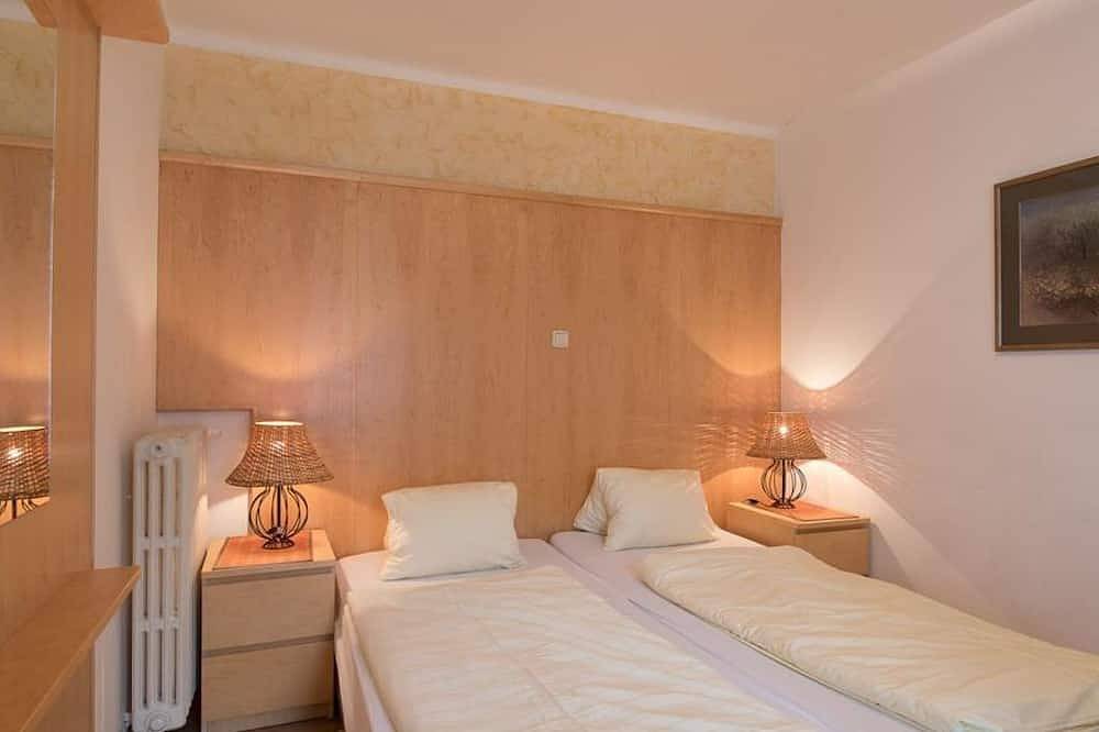 Ganze Wohnung, Ferienwohnung W 9 / 1 Schlafraum / Dusche/Wc - Ferienhaus Hotel Post in Großkirchheim, Bezirk Spittal an der Drau