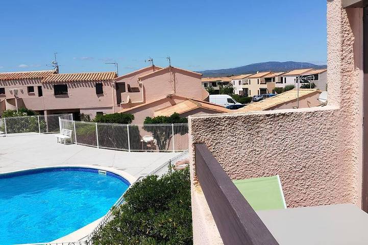 Gîte pour 2 personnes, avec terrasse et piscine dans Leucate naturiste - 4
