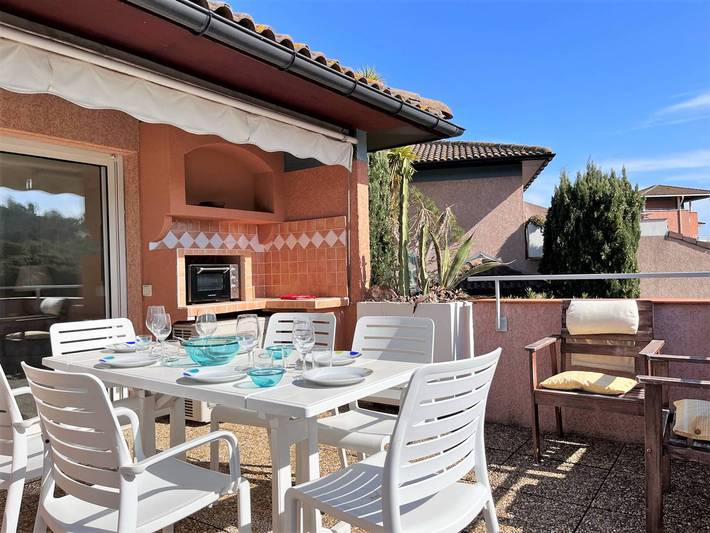 Gîte pour 4 personnes, avec terrasse dans Cavalière - 2