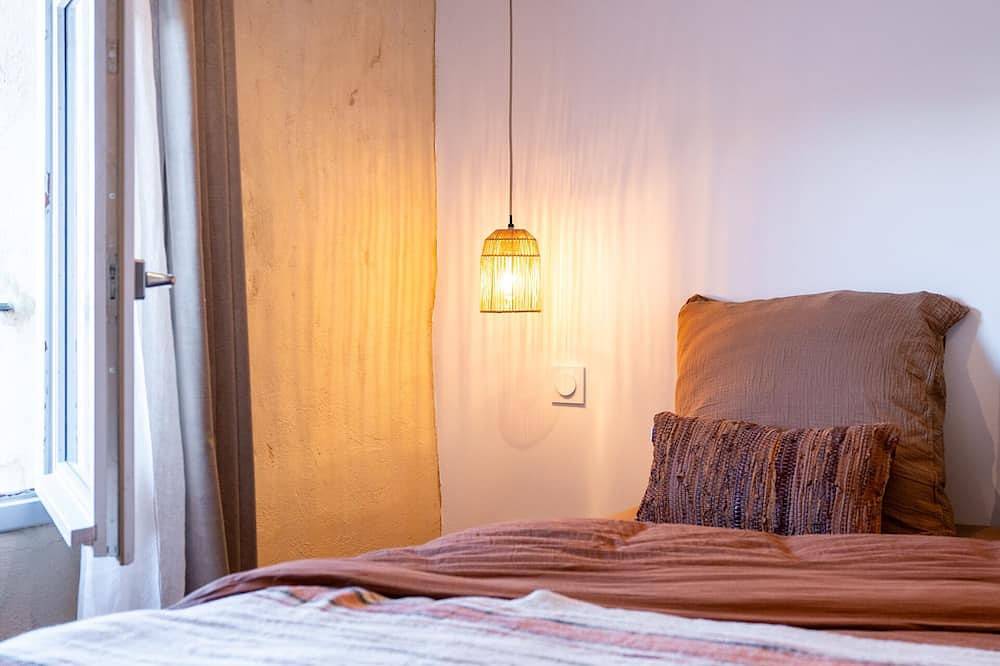 Ganze Wohnung, Apartment-Familie-Ensuite mit Bad-Terrasse in Salon-de-Provence, Mittelmeerküste (Frankreich)